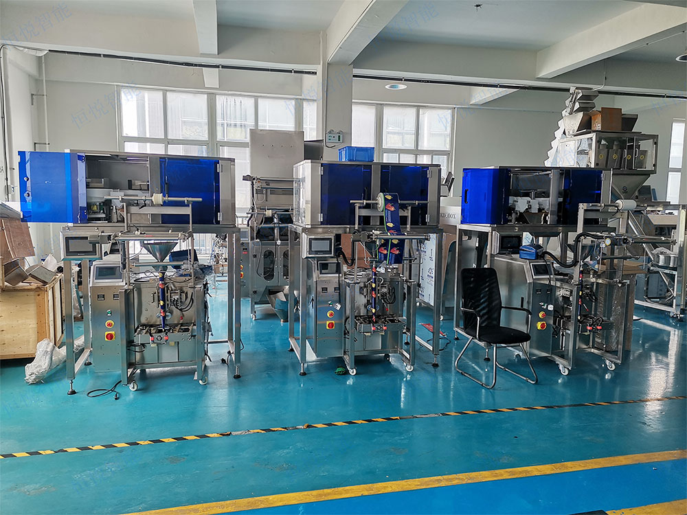 高精度稱重式顆粒包裝機(jī).jpg 高精度稱重式顆粒包裝機(jī).jpg