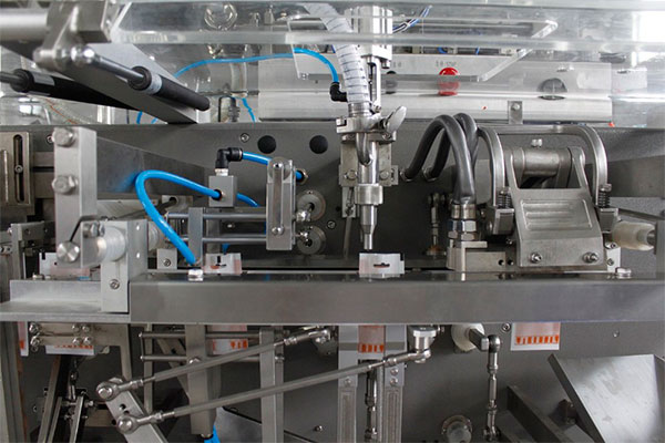 現(xiàn)階段全自動食品包裝機(jī)械制造水平及未來發(fā)展